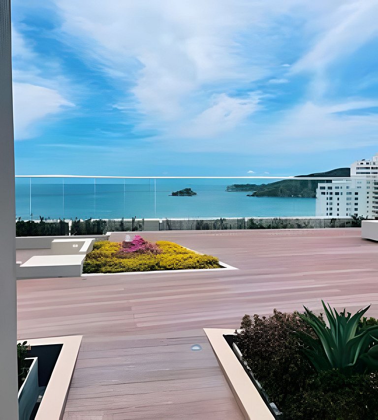 Apto Deluxe/Piscinas/Acceso a Playa. RMG32 WaiBlue